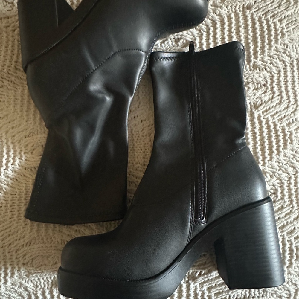 Soda Black Mid-Calf Block Heel Zip Ankle Boots